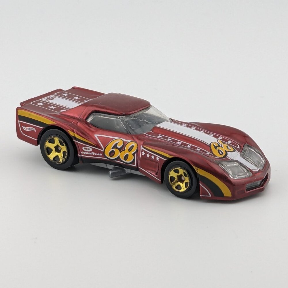 HOT WHEELS 76 GREENWOOD CORVETTE 68 RED